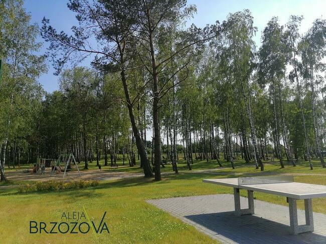 Nowy dom w zabudowie bliźniaczej na osiedlu w Bojanie.