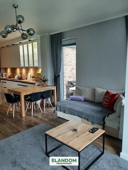 Bliźniak z ogródkiem, gotowy do wprowadzenia