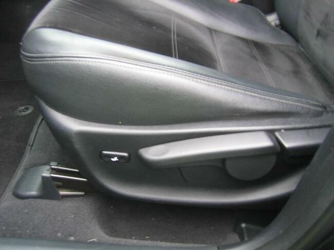 Toyota Avensis 2.0 D-4D Style