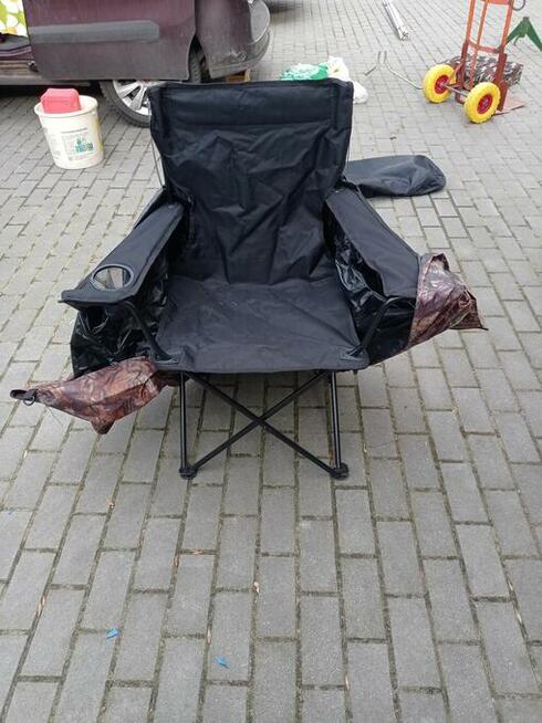 Krzesełko z namiotem na polowania lub ryby