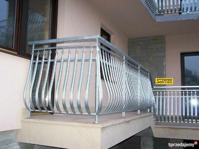 Sztachety balkonowe tralki balaski barierka