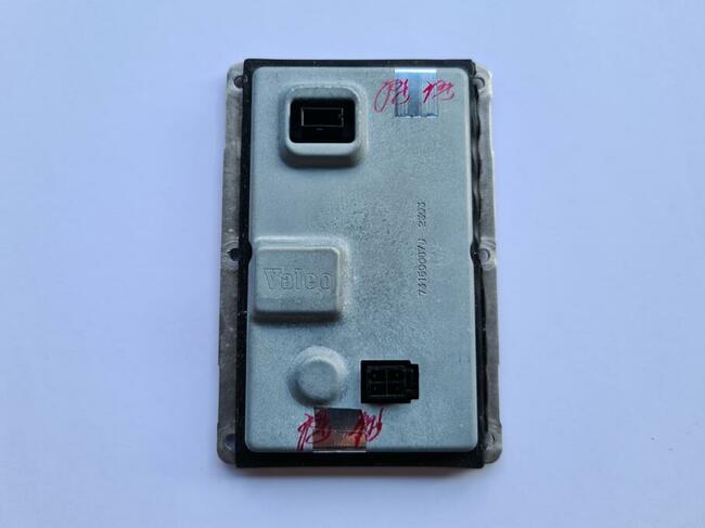 Uszkodzona przetwornica Xenon Valeo LAD5GL Audi + wiązka