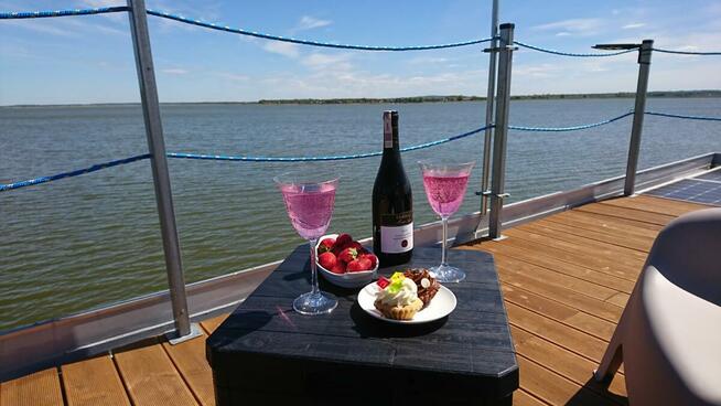 ARKA domki na wodzie w Mielnie