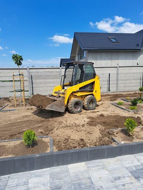Zakładanie trawników, montaż systemu nawadniającego EU-MAR
