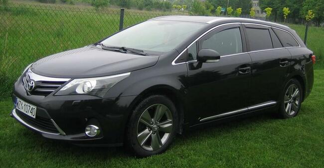 Toyota Avensis 2.0 D-4D Style
