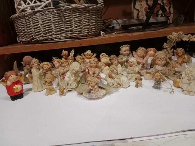 Kolekcja aniołów z żywicy epoksydowej