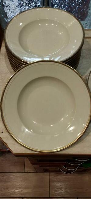 Porcelana Sorau--porcelana antyczna