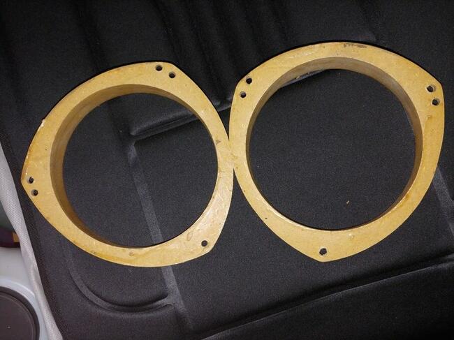 Dystanse mdf opel corsa 165mm