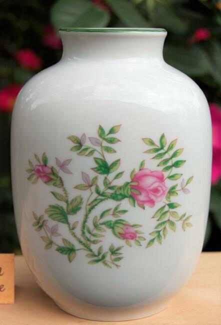 Wazon róże kwiaty porcelana Ćmielów vintage