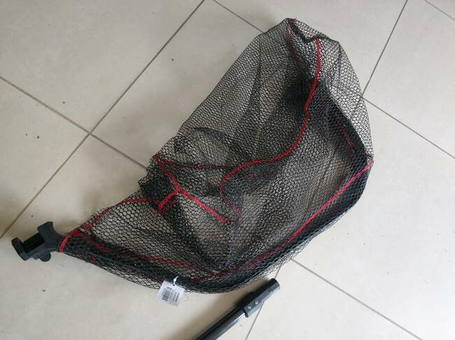 Metalowy podbierak z sztywnym koszem 230cm gumowana s