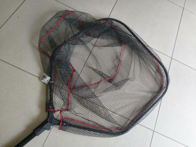 Metalowy podbierak z sztywnym koszem 230cm gumowana s