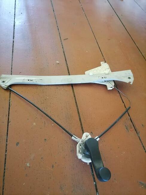 Mechanizm podnoszenia szyby VW Fox