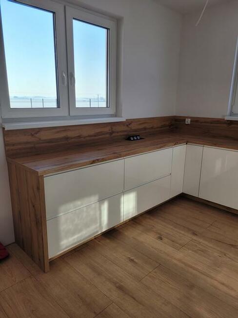 Meble na wymiar (Spełniamy marzenia)