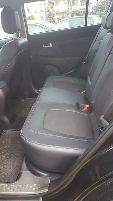 Sprzedam auto Suv Kia Sportage3