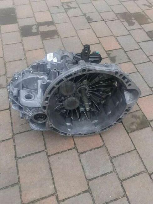 Skrzynia biegów Trafic III 2.0 dci Vivaro 2..0 20/21r. Gwar!