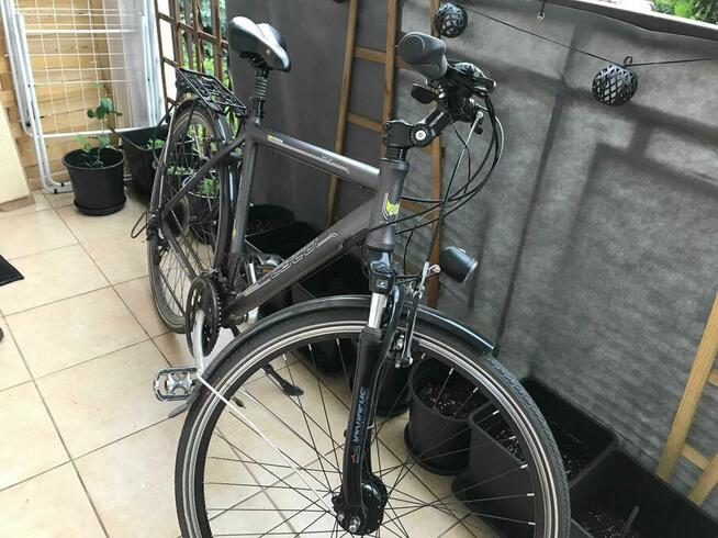 Rower Podróżny z Pełnym Wyposażeniem