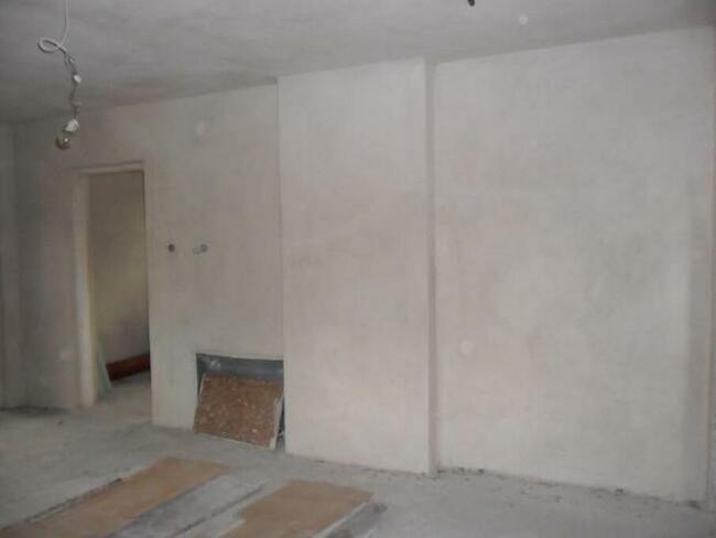 Dużą działkę z domem sprzedam bezpośrednio tel.518 471 188