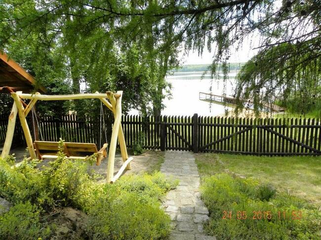 Noclegi bezpośrednio nad jeziorem powidzkim w Ostrowie