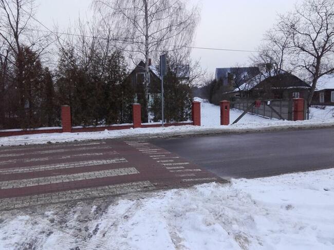 Dużą działkę z domem sprzedam bezpośrednio tel.518 471 188