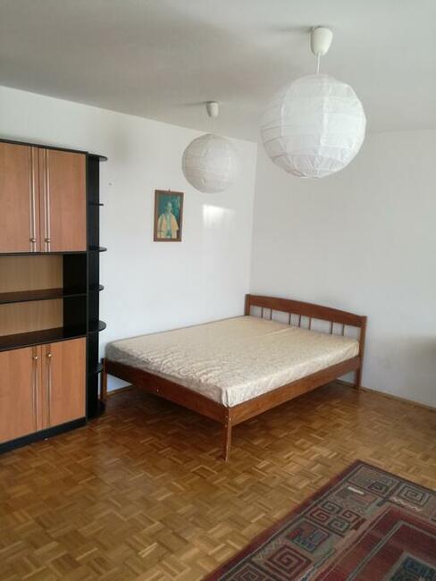 Duży pokój dla Studentki/Kobiet, Wrocław - Zakrzów.