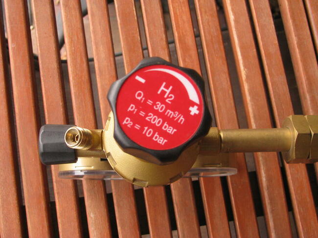 Reduktor ciśnienia butli BaseControl argon / CO₂ 200 bar z z