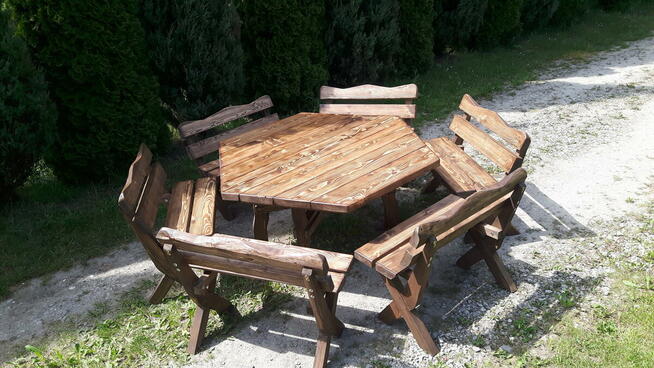 Meble ogrodowe drewniane