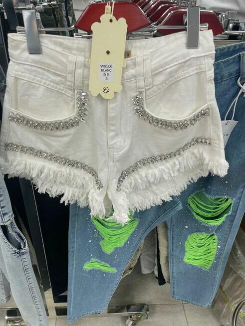 Spodenki krótkie damskie różne wzory.