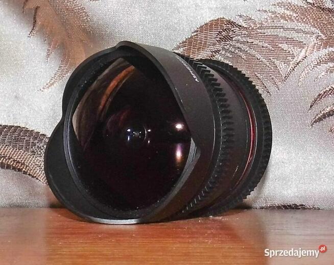 Obiektyw szerokokątny Samyang 8 3,5 FishEye CS Canon(2)