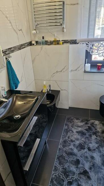 Niegowoniczki dom o wysoki standardzie, piękna działka