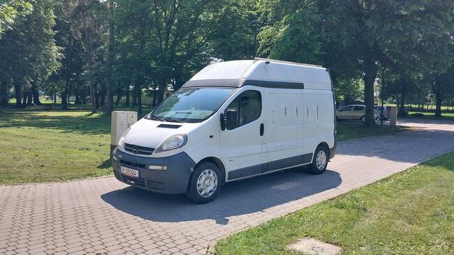 Opel Vivaro 1.9 CDTI 2005 r. 235 tys. km