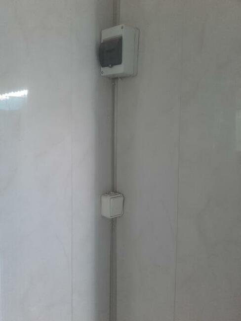 Sprzedam używane kontenery socjalne budowlane.