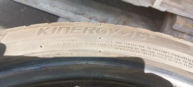 Opony Wielosezonowe 225/40-18