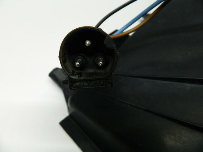 BMW E36 1.6 1.8 wentylator chłodnicy 64.54-8 372 039