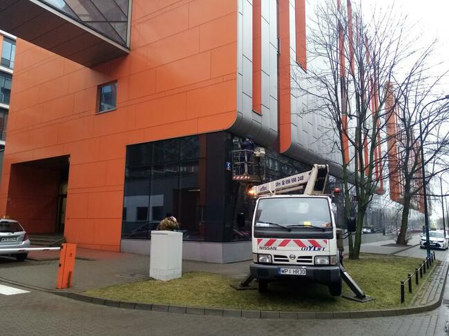 Podnośnik koszowy 18 i 20 m Ożarów Mazowiecki i okolice