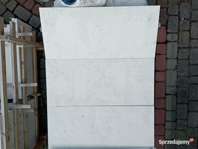 Płytki marmurowe BIANCONE pasy 2 cm szczotka