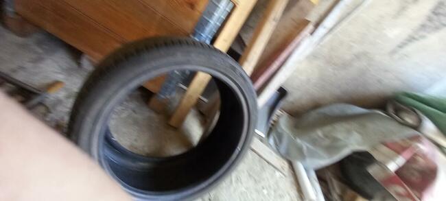 Opony Wielosezonowe 225/40-18