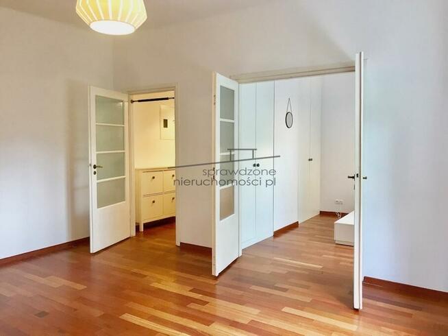 UROCZE W KAMIENICY PRZY ŁAZIENKACH! UJAZDÓW