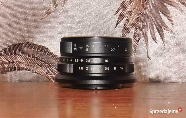 Obiektyw szerokokątny 7Artisans HD MC 25 mm 1,8 mikro 4/3(0)