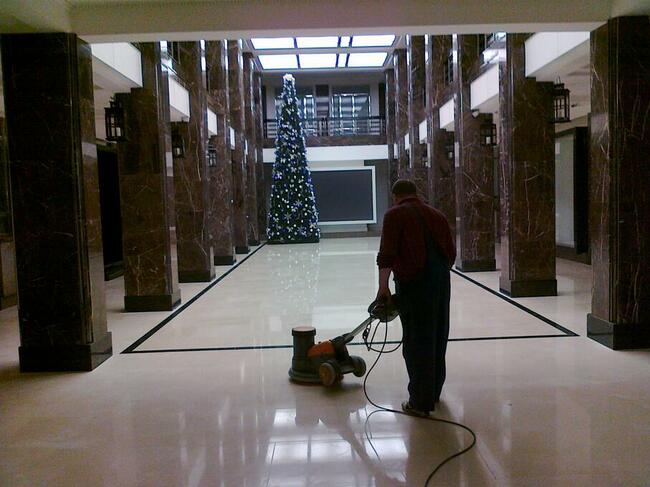 Czysczenie i pranie dywanów, tapicerki meblowej, sprzątanie