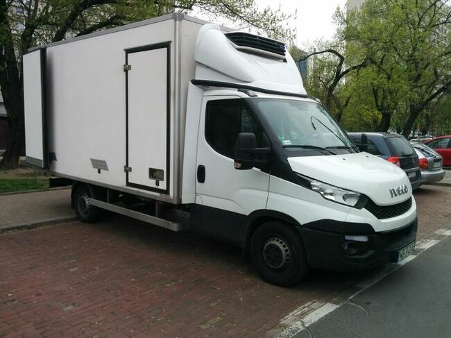 Zatrudnimy przewoźników z Poznania do transportu leków.