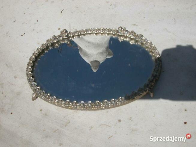 stara podkładka z lustrem na biżuterię