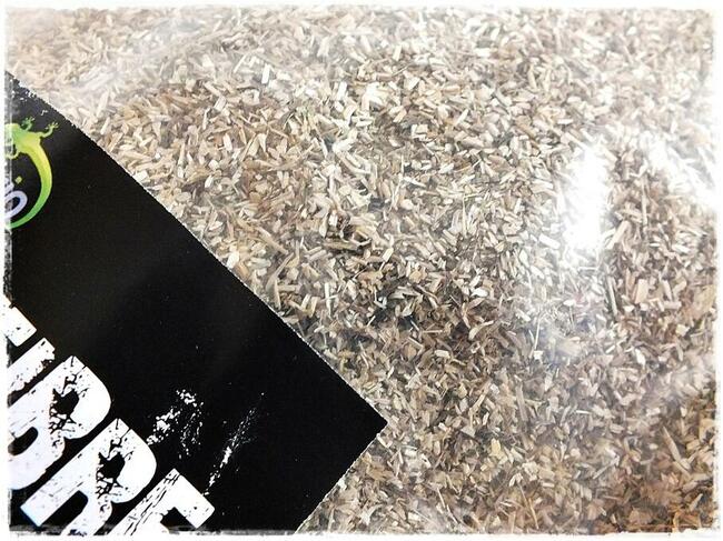 Podłoże jadalne Ściółka Słoma konopna 20L Agama, Żółw, Gekon