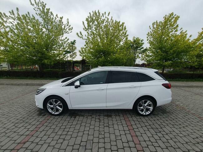 Opel Astra k Sport Tourer