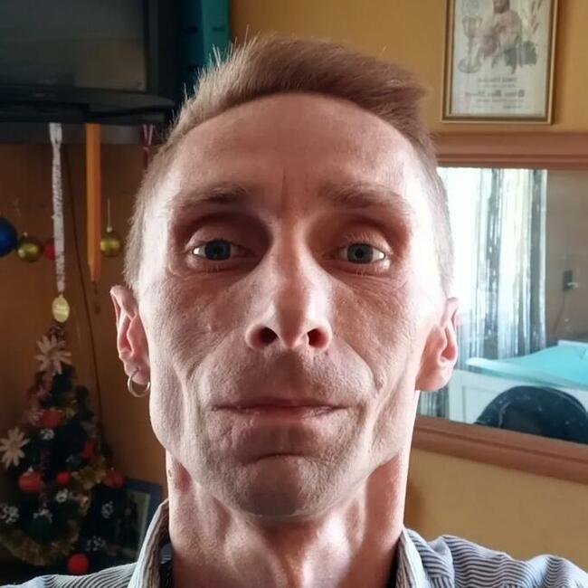 Szukam dziewczyny do stałego i poważnego związku