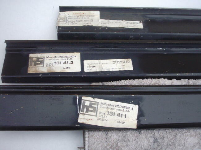 Oryginalne dolne reperaturki drzwi Mercedes W 115