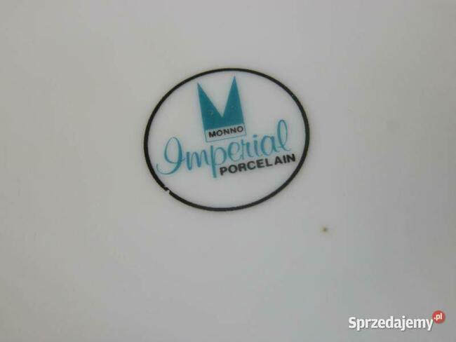 porcelanowa waza sygnowana