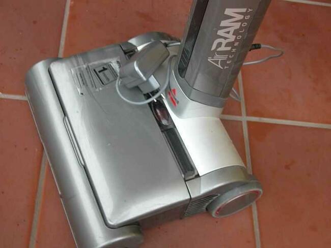 bezprzewodowy odkurzacz Bissell 1047N airram