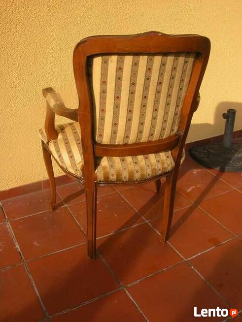 fotel ludwik z piękną tapicerką