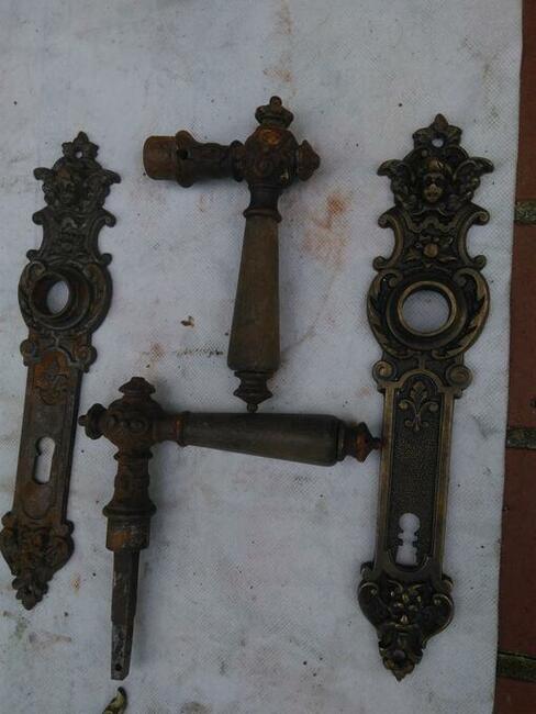 Klamki kasety do drzwi