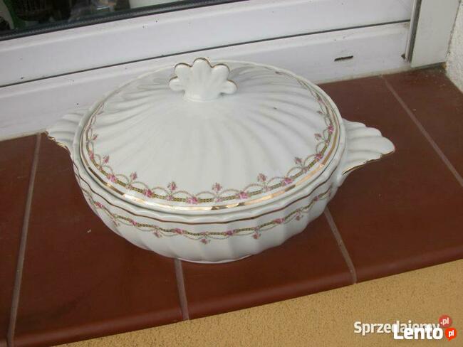 porcelanowa waza sygnowana